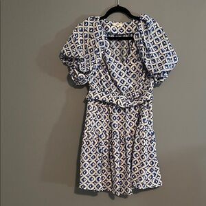 entro Blue & White Geometric Mini Dress with Puff Sleeves